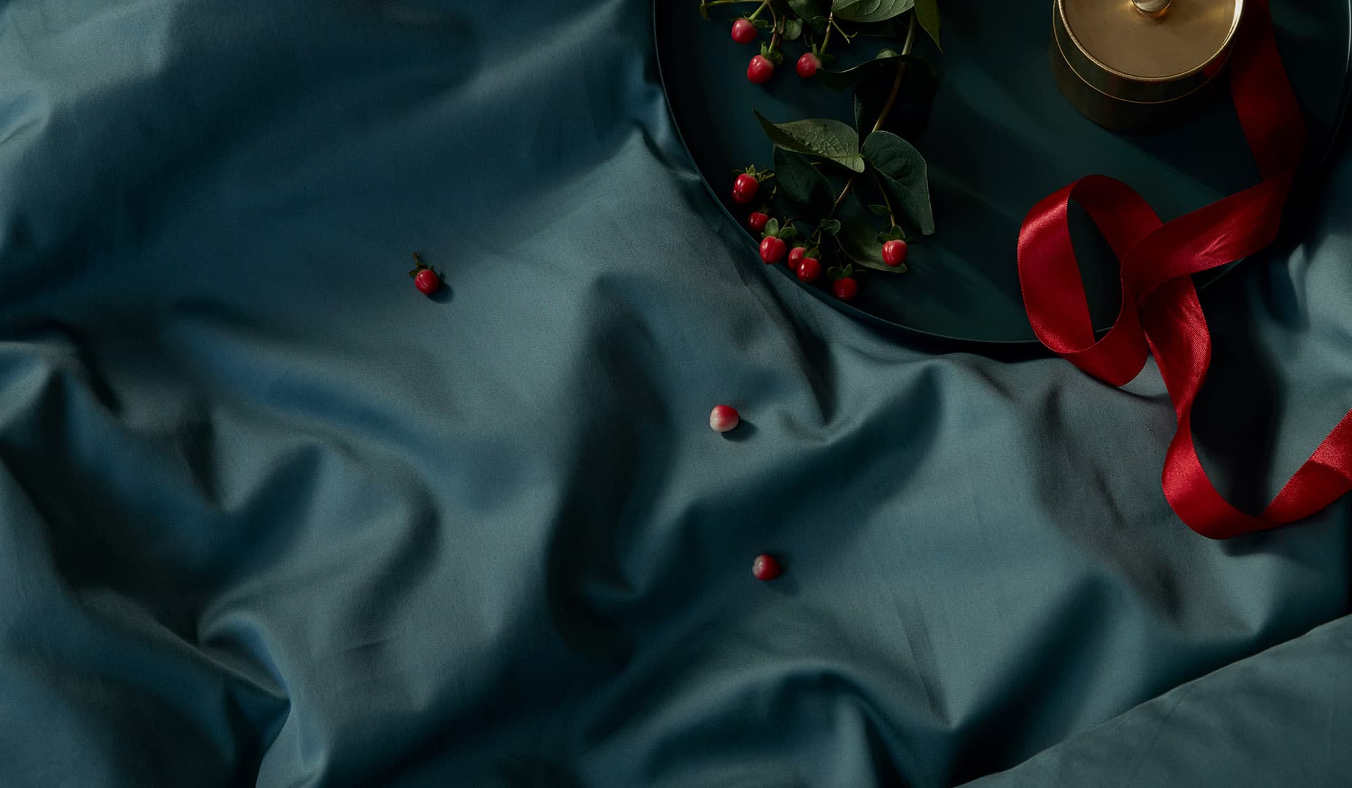 Sängkläder i ekologisk bomull online. Köp nya sängkläder från Alva